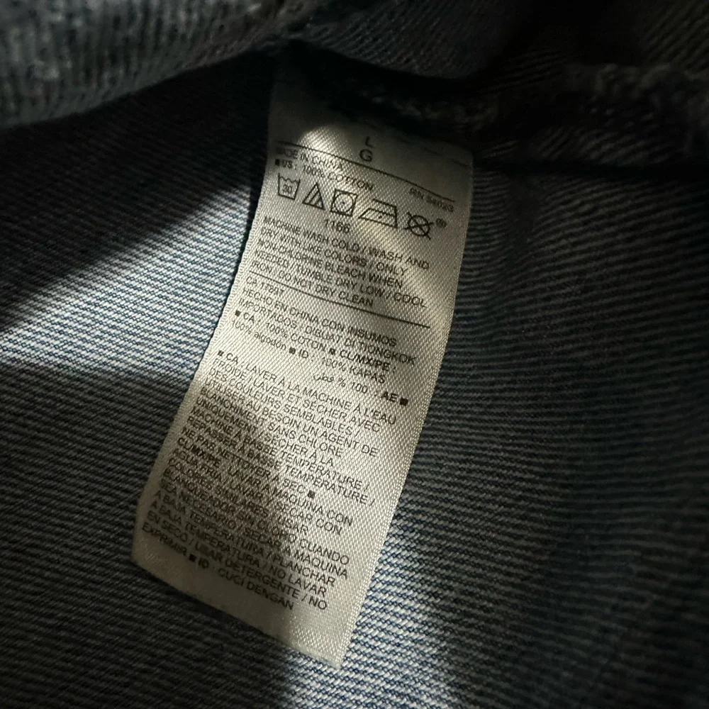 Old Navy Classic Sleeveless Denim Vest Size L - Picture 6 of 7